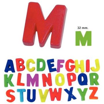 Sachet de 572 lettres magnétiques 32mm assorties